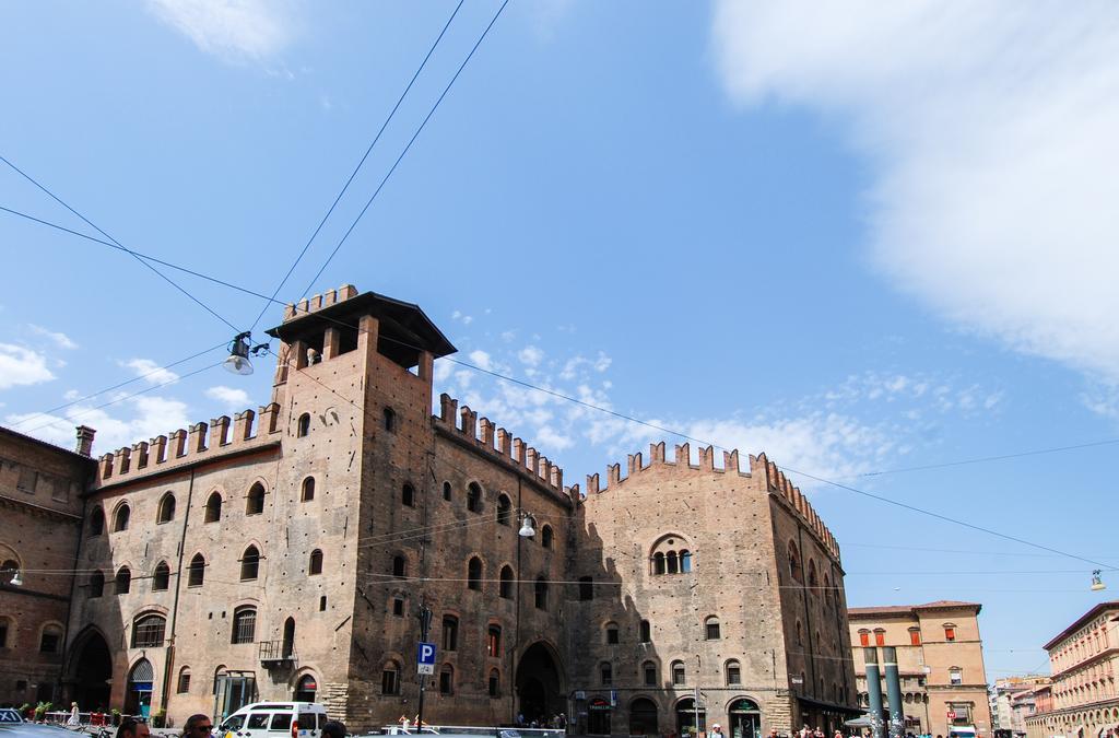 Ur-Nest Piazza Maggiore Bologna Kamer foto